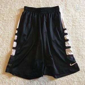 NIKE Elite Basketball Shorts